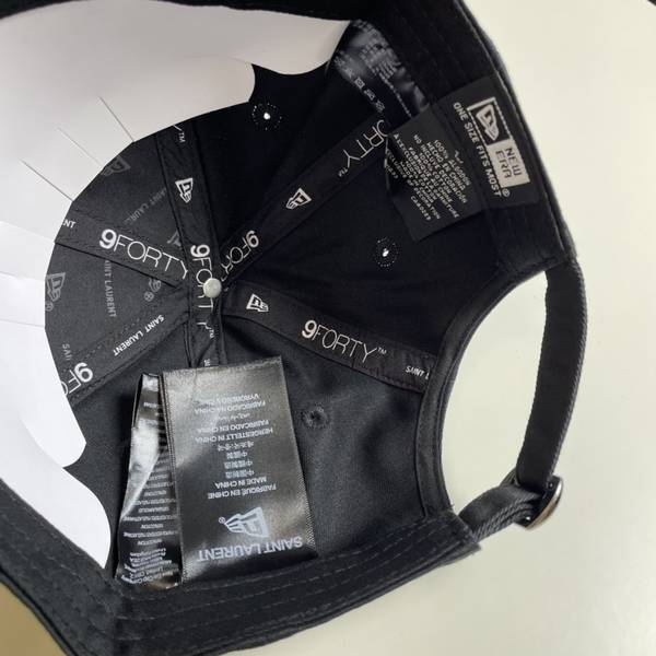 Yves Saint Laurent Hat SLH00026 Yves Saint Laurent Hat SLH00026